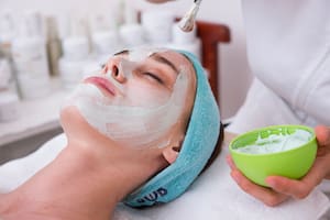 Ocupate de la papada de tu rostro con esta mascarilla natural a base de yogurt