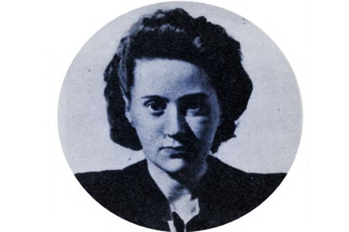 Odette Hallowes (1912-1995), también conocida como Odette Sansom y Odette Churchill fue la primera mujer en recibir la Cruz de Jorge británica y en ser nombrada Chevalier de la Legion d'honneur de Francia
