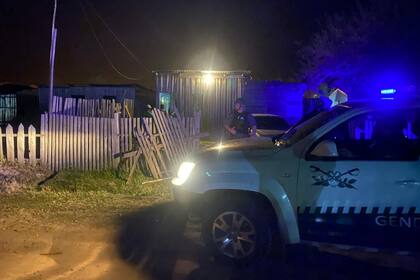 Oficiales de la Gendarmería Nacional detuvieron a la madre y el padrastro de la niña