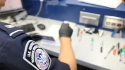 Oficina de CBP en los aeropuertos de Estados Unidos