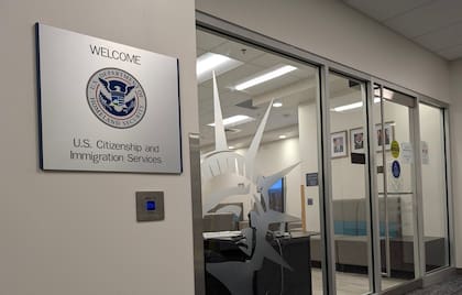 En solicitudes basadas en vínculos familiares, algunas oficinas registran tiempos cercanos a los 12 meses, mientras que otras superan los 15 meses