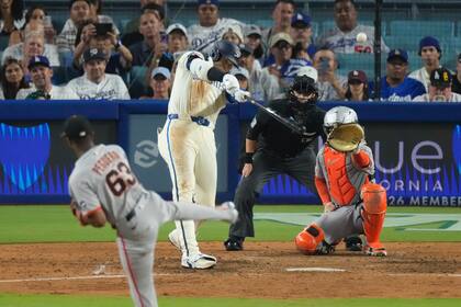 Ohtani conecta su jonrón 53 para empatar liderato de la NL y Dodgers vencen 7-5 a Gigantes