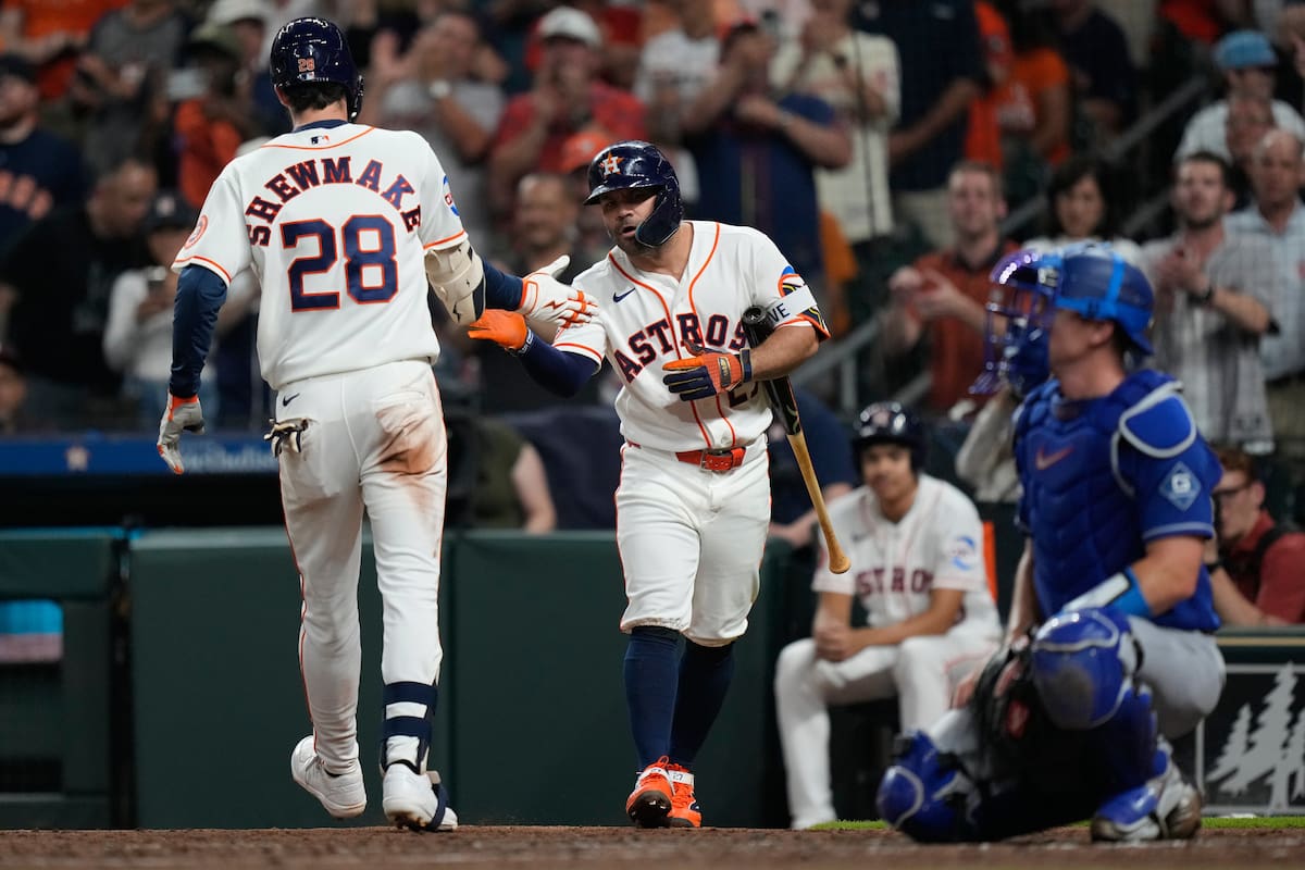 Ohtani permite jonrones a Walker y Shewmake y Astros vencen 2 a 1 a Dodgers
