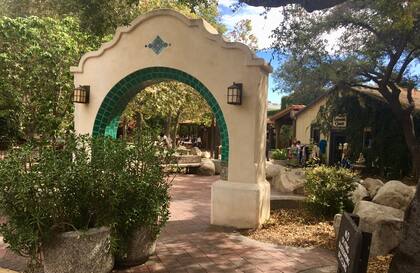Ojai Arcade, el centro comercial con locales de autor.
