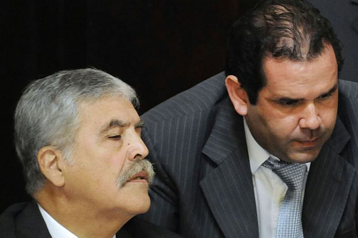 Olazagasti junto a Julio de Vido durante sus años en el poder