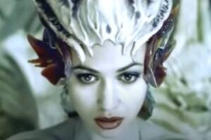 Olga Kurylenko fue la protagonista de la fallida película Empires of the Deep, producida por el magnate chino Jon Jiang