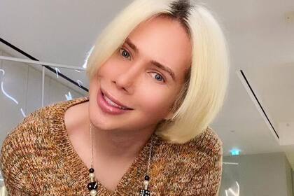 Oli London tiene más de un millón de seguidores en TikTok