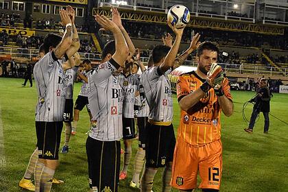 Olimpo le ganó a Godoy Cruz en Bahía