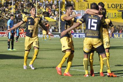 Olimpo volvió a ganar como local
