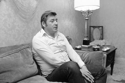 Oliver Sipple le salvó la vida al presidente Ford y sin embargo no pudo evitar caer en desgracia cuando su familia se enteró que era gay