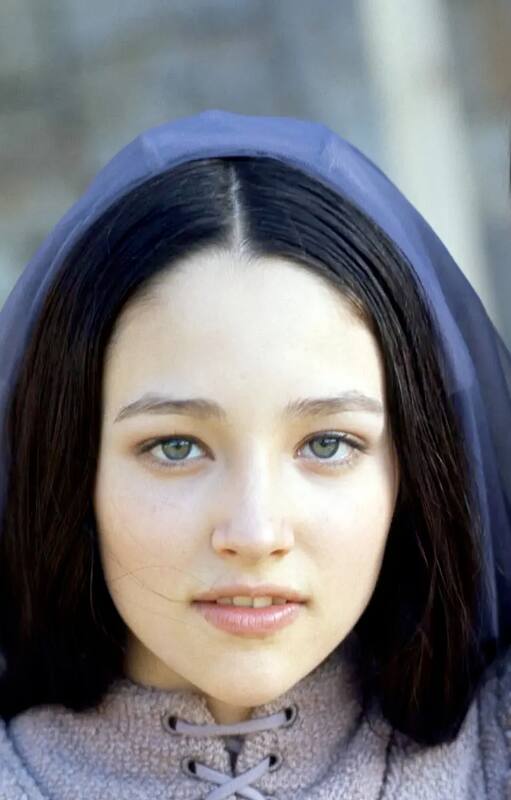 Olivia Hussey y Leonard Leonard Whiting en una escena de Romeo y Julieta