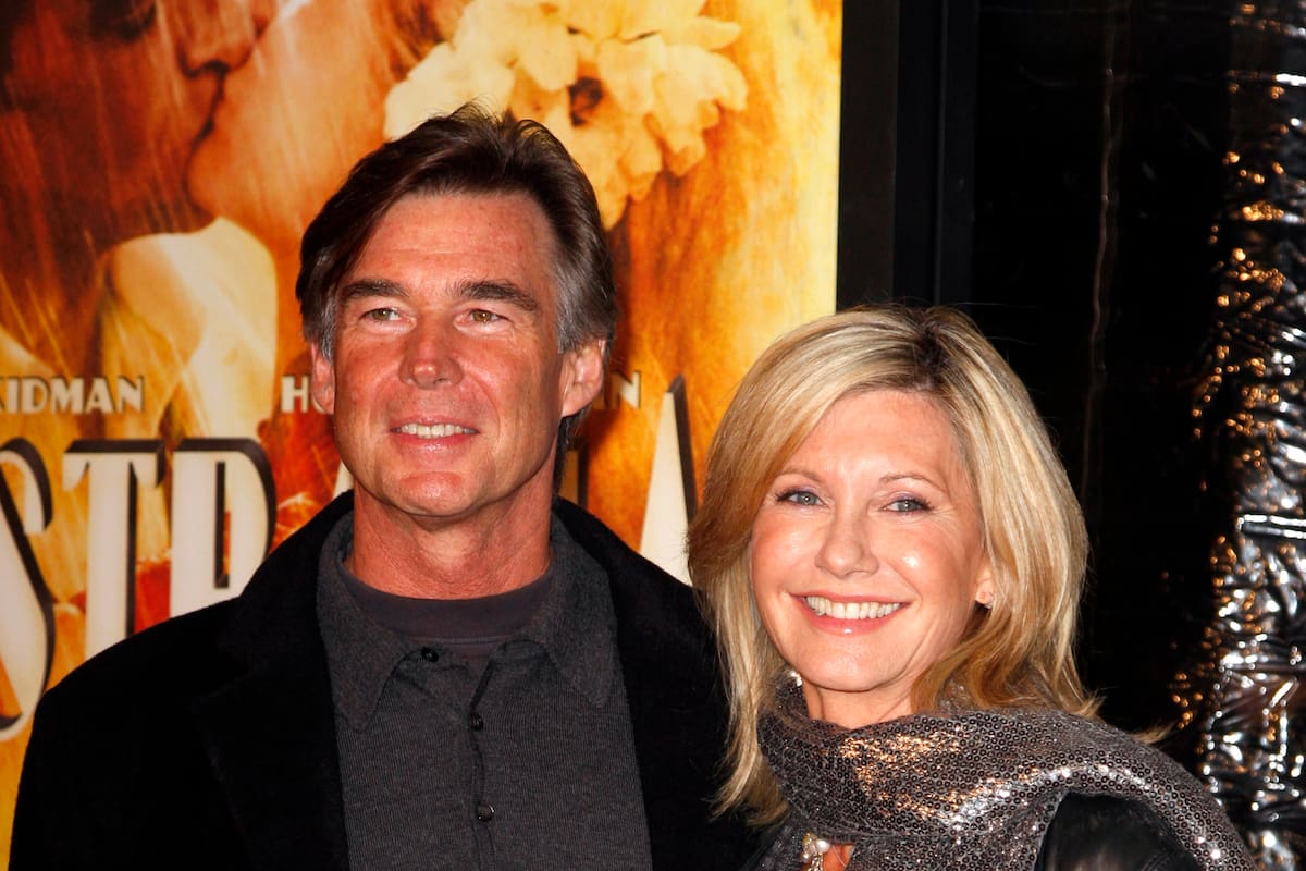 Olivia Newton-John fue cauta a la hora de mostrar una vida privada con parejas estables y una relación que terminó misteriosamente