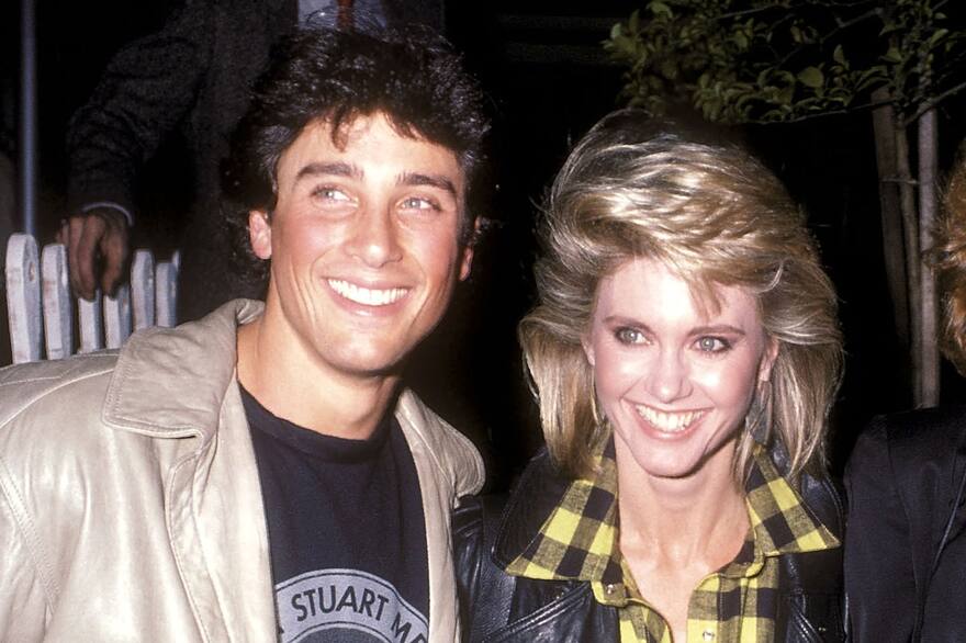 Olivia Newton-John: del “casi” romance con John Travolta y su primer ...
