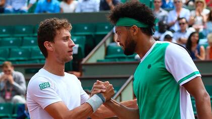 Olivo saluda a Tsonga: el rosarino consiguió el mejor triunfo de su carrera