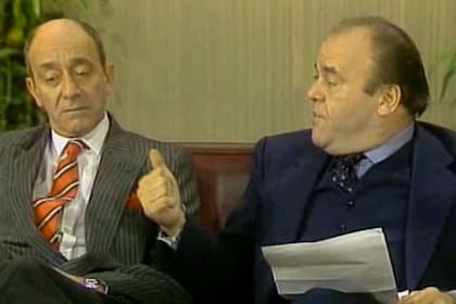 Olmedo y Javier Portales en el recordado sketch de Borges y Alvarez