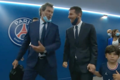 Omar Da Fonseca, ex futbolista y comentarista de la cadena beIN Sports, le da la bienvenida a Lionel Messi