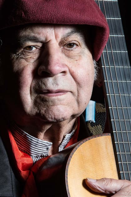 Omar Moreno Palacios, un emblema del canto surero que defiende la música criolla