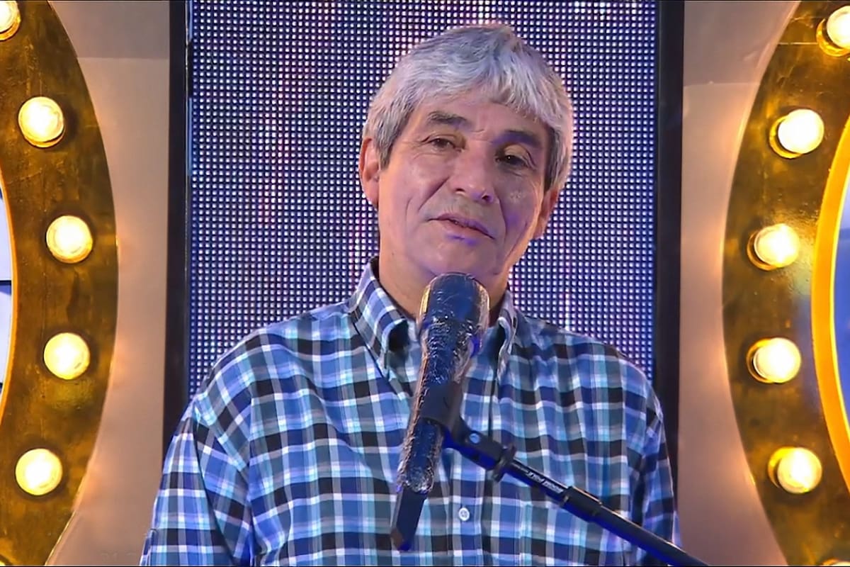 Omar Paz tiene 62 años, es chofer y cumplió el sueño del taxi propio.