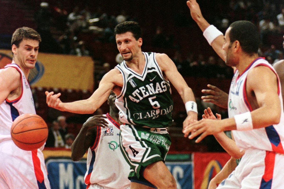 Open McDonald´s 1997: el Pichi Campana en el partido contra Racing de París que le dio el tercer puesto al equipo argentino