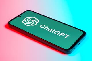 OpenAI lanza una vesión de ChatGPT para adolescentes