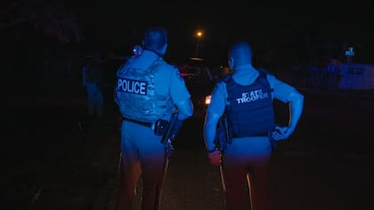 Operación "Tidal Wave" detuvo a 1120 migrantes en Florida: ahora el estado busca ampliar capacidad de retención con centros temporales