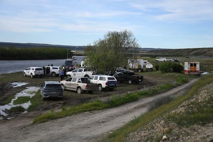 Operativo de búsqueda en el paraje La Toma de SPSE en Palermo Aike, sobre el río Gallegos, Santa Cruz.-