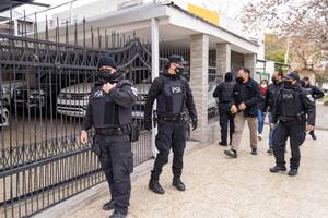 Operativo de la Policía de Seguridad Aeroportuaria (PSA) para desbaratar una organización que realizaba estafas virtuales con la venta de autos que nunca entregaban
