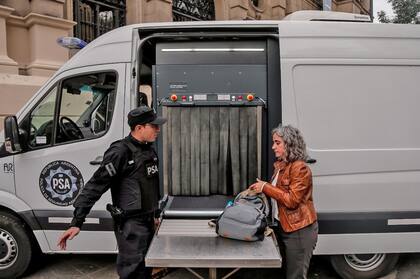 Operativo de seguridad en el ingreso