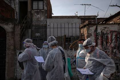 Operativo de testeos en La Cava de la Villa Fiorito