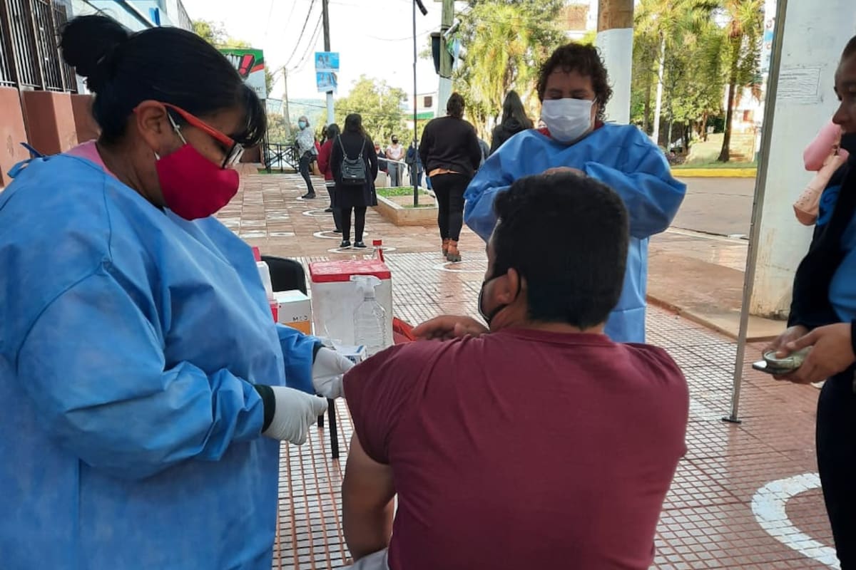 Operativo de vacunación contra el Covid en Misiones