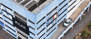 Retiran jeringas y el material patológico abandonados en el “vacunatorio más grande de la Argentina”