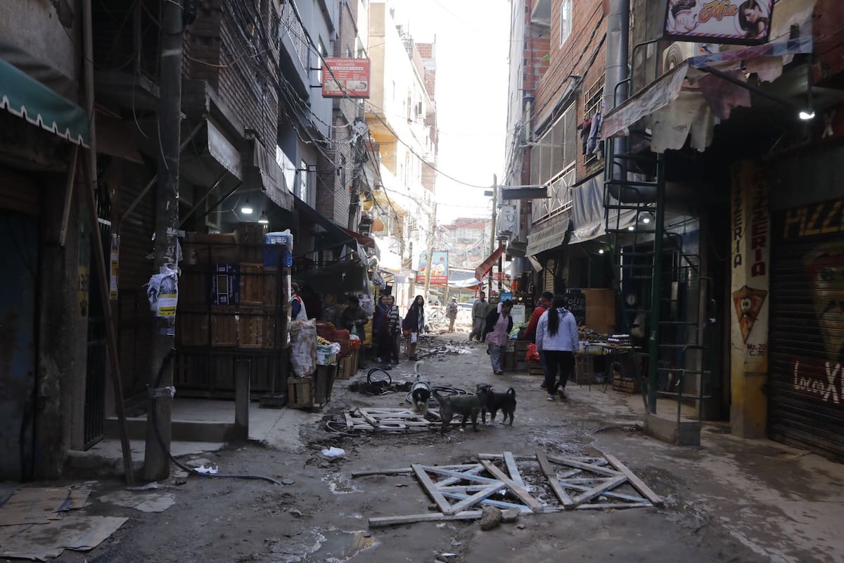 Operativos de la Gendarmería en la villa 1 11 14, donde anoche se frustró un robo en piraña