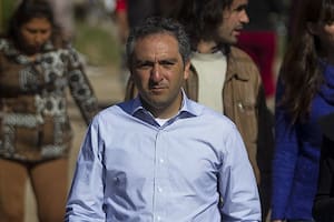 “Opina un kirchnerista: es un drama y se rompe la unidad. Alguien cercano al Presidente dice cualquier pavada y no ocurre nada”, contrastó Larroque