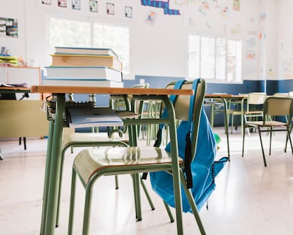 Optima Foundation es una organización sin fines de lucro para apoyar nuevas escuelas autónomas clásicas