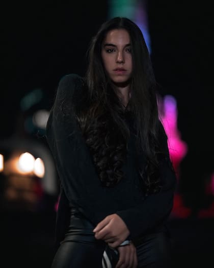 Or Abraham es una modelo y patinadora sobre hielo oriunda de Israel que se volvió viral en las redes sociales luego de que la identificaran como la guardaespaldas de Jennifer Lopez
