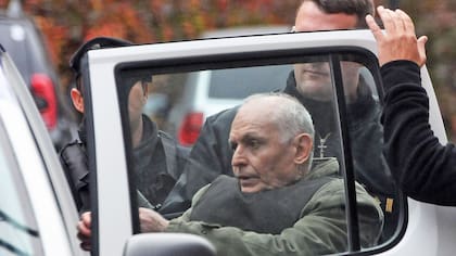 Ordenan que Robledo Puch pase a un régimen de semilibertad