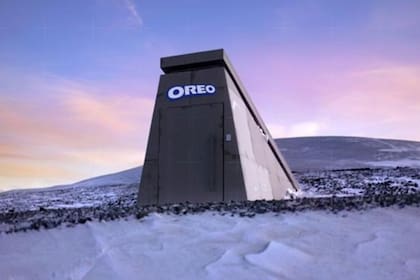 En Noruega, una conocida marca de galletitas construyó un búnker de hormigón para almacenar sus productos y evitar su desaparición ante el -improbable- impacto de un asteroide en noviembre