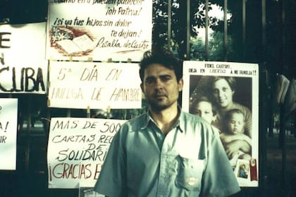 Orestes Lorenzo realizó varias medidas de protesta para pedir que el gobierno de Fidel Castro liberara a su familia, pero solo encontró negativas por parte del presidente cubano y su hermano Raúl