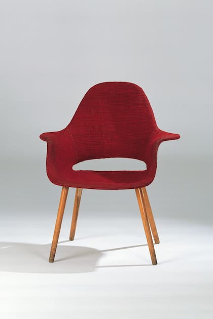 Organic Armchair, silla nacida fruto de la colaboración entre los diseñadores Charles Eames y Eero Saarinen entre 1940-1941. Photo Andreas Sûtterlin © C.I.R.E.C.A.