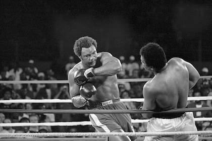 George Foreman arremete contra Muhammad Ali