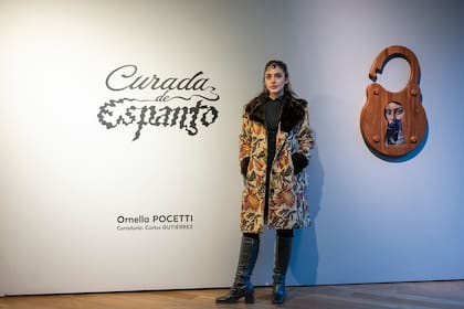 Ornella Pocetti presenta en el Macba su muestra "Curada de espanto"