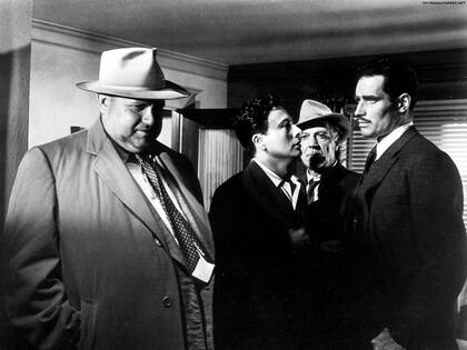 Orson Welles (izq.) en Sed de mal (Touch of Evil, 1958), considerada como la última película de su estirpe