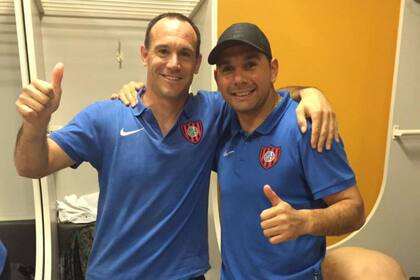 Ortigoza junto a Matos, el goleador