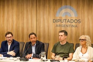 La oposición le pide al jefe de los fiscales que gire los fondos para reanudar la investigación