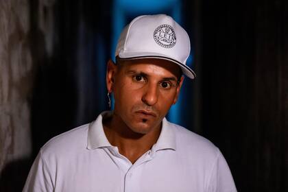 Oscar Bravo, rapero de nombre artístico Mister, en Rosario