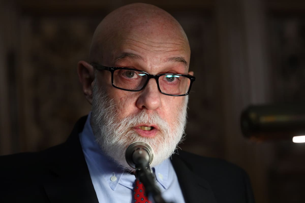 Oscar Conde es escritor, investigador, docente y académico