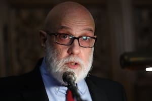 Oscar Conde es escritor, investigador, docente y académico