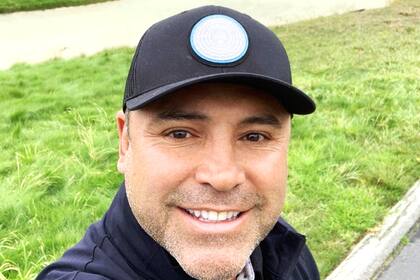 Óscar de la Hoya donó 250.000 dólares a un hospital de Los Ángeles para colaborar con los gastos extraordinarios que povoca la pandemia de coronavirus.