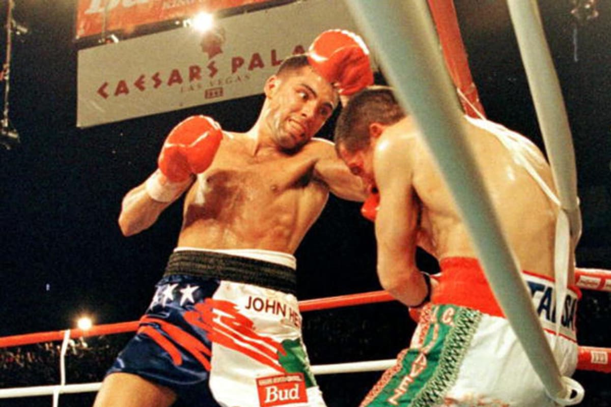 Óscar de la Hoya fue el primer boxeador en superar los US$1000 millones de dólares en ingresos por taquilla. Foto: Archivo