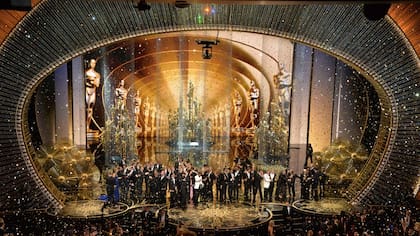 Los organizadores del Oscar quieren recuperar en el escenario y en la transmisión de la ceremonia el brillo artístico de otros tiempos